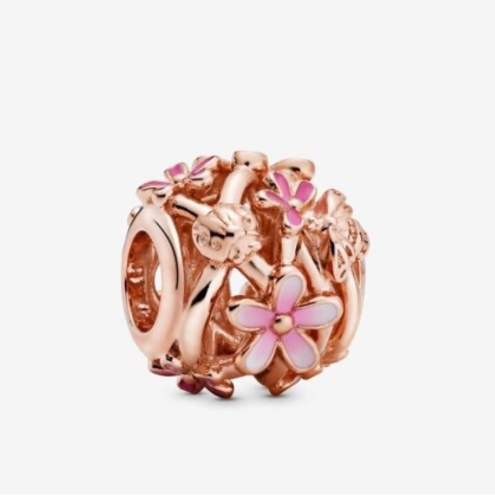 Pandora rose gold daisy charm
